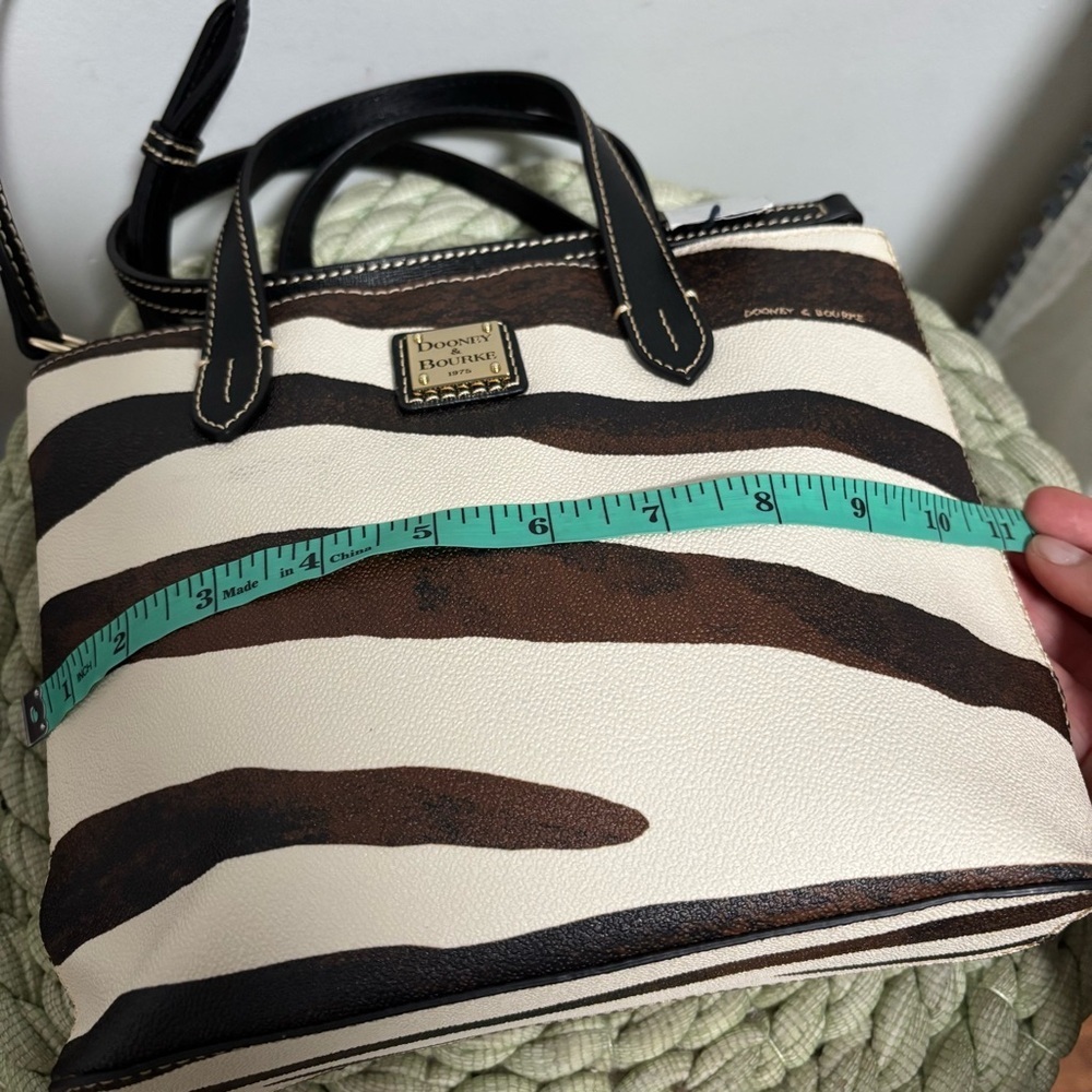 Dooney & Bourke Mini Waverly Zebra Black/Brown Leather Crossbody Bag NWT - Picture 13 of 14